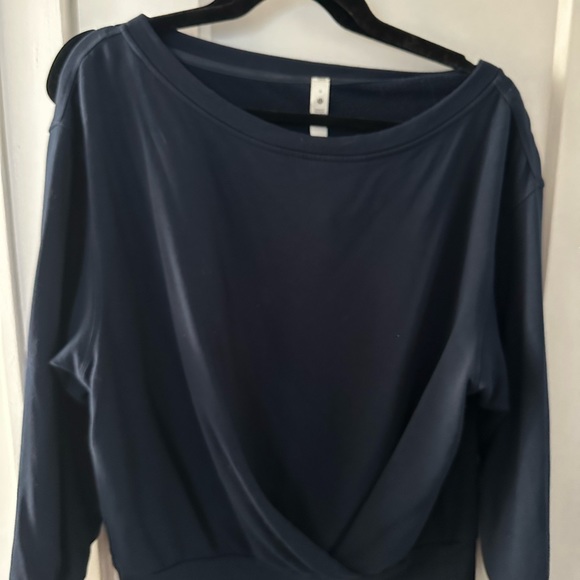 Lululemon pull over - Picture 1 of 2